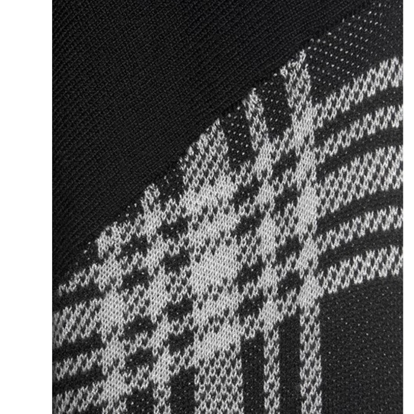 Long Plaid Sleeve Sweater brand new size 8-10 - Picture 5 of 6